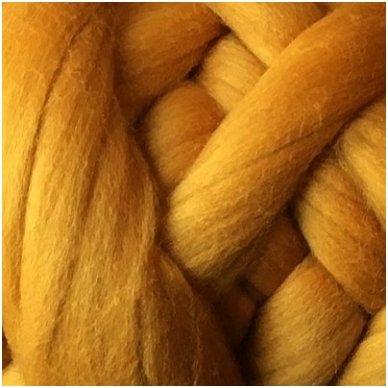 Wool tops 50g. ± 2,5g. Color - reddish yellow, 26 - 31 mik.