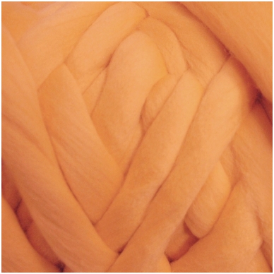 Medium Merino wool tops 50g. ± 2,5g. Color - light orange , 20.1 - 23 mik.