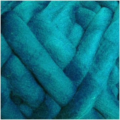 Medium Merino wool tops 50g. ± 2,5g. Color - turquoise, 20.1 - 23 mik.
