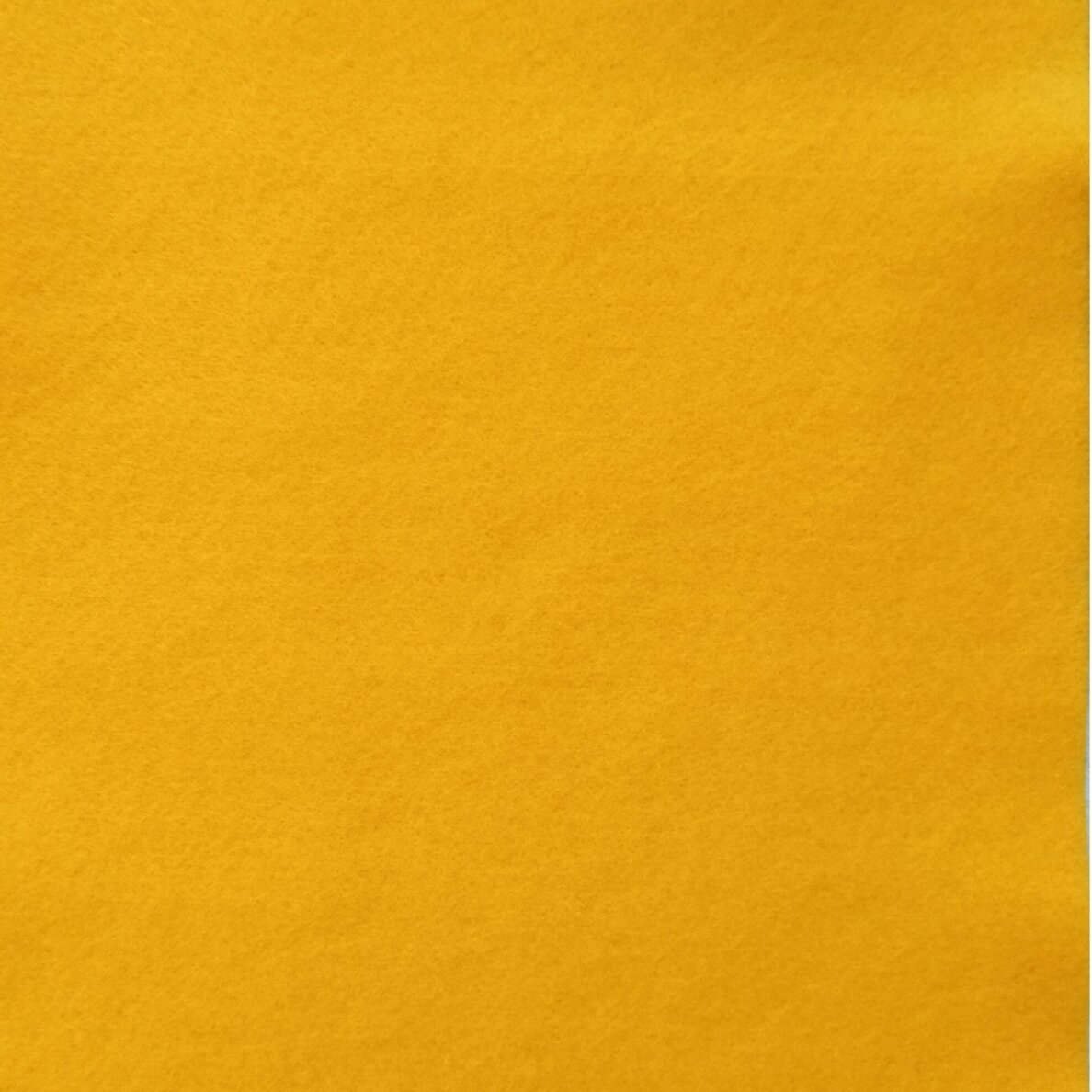 Sintetinio pluošto lakštas A4 formato SPF1023 . Spalva : kiaušinio geltonumo . Išmatavimai 200*300*1,5mm. Sintetinio pluošto lakštas A4 formato SPF1023 . Spalva : kiaušinio geltonumo . Išmatavimai 200*300*1,5mm.