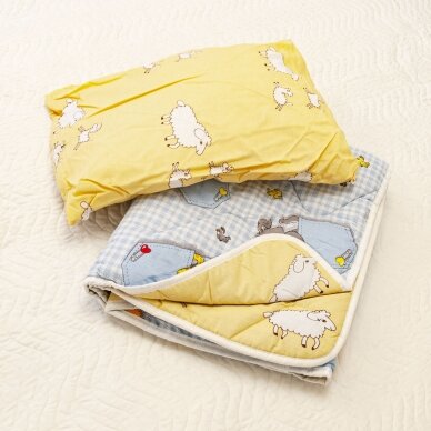 Children bedding set with wool filler. Blanket with a filler, 700g/m². Size 100x140cm. Pillow 45x60cm. Cloth - 100% cotton.
