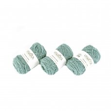 Wool yarn balls 10 balls of 100g. ± 5g .Color - light green. 100% wool.
