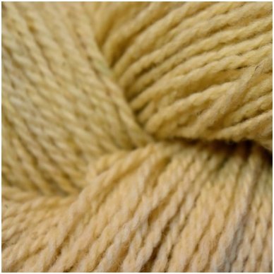 Wool yarn hank 150g. ± 5g. Color - light beige. 100% wool.