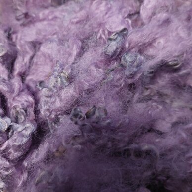 Wensleydale avių vilnos garbanėlės 10 gr. Spalva - violetinė.